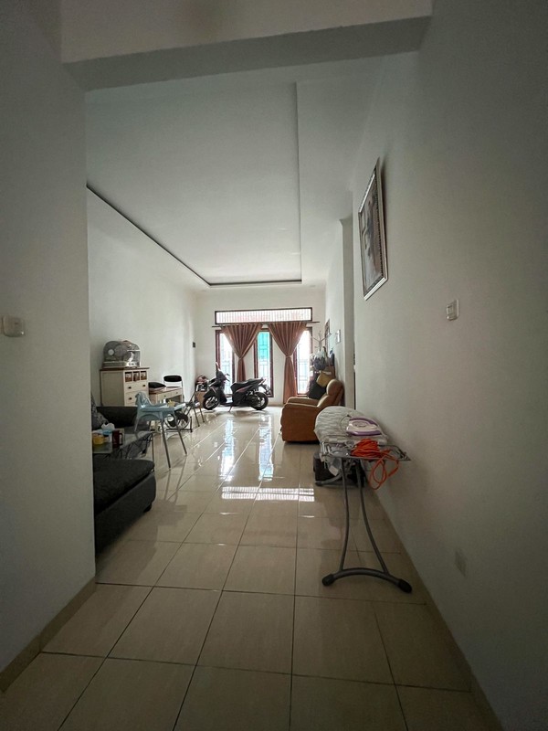 Dijual Rumah Lokasi Di Jl. Laskar Dalam, Pekayon, Bekasi Selatan