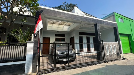 Dijual Rumah Lokasi Di Jl. Laskar Dalam, Pekayon, Bekasi Selatan