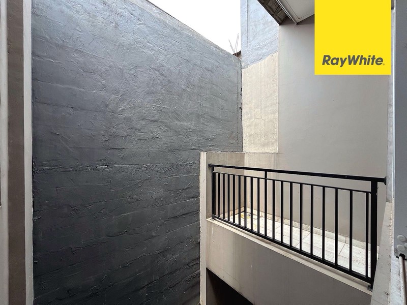 Rumah Hadap Taman di Anabuki Residence Jatiasih Bojongkulur