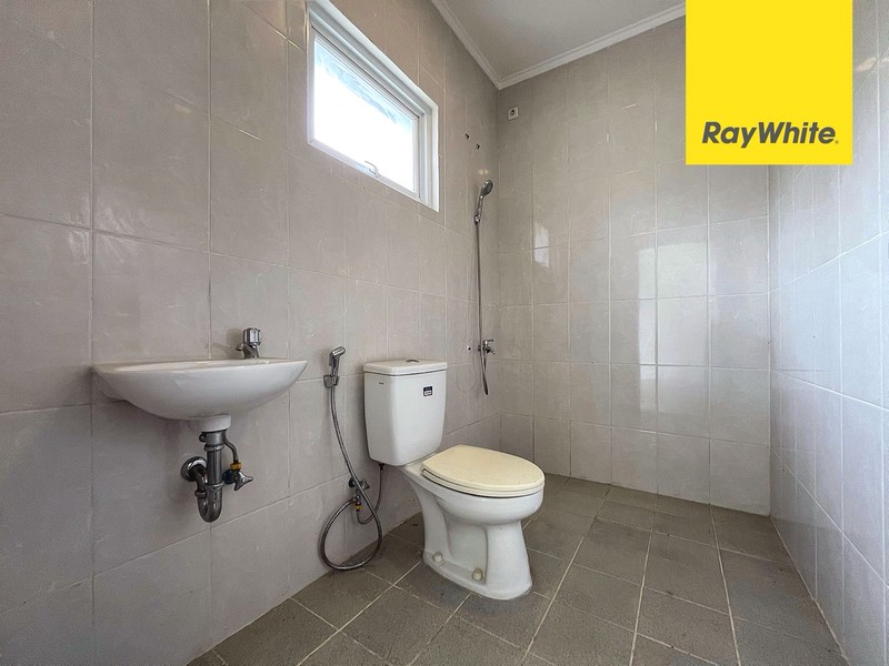 Rumah Hadap Taman di Anabuki Residence Jatiasih Bojongkulur