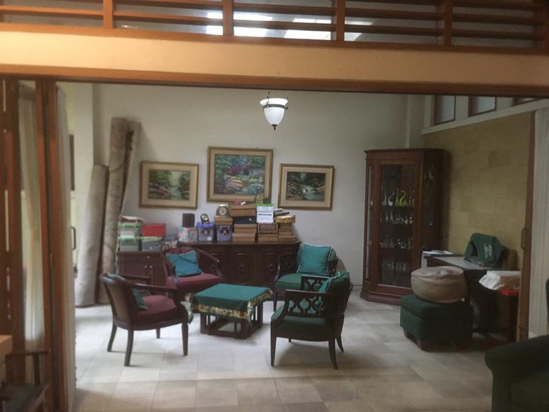 Dijual Rumah Asri Lokasi Strategis Di Palmerah, Jakarta Pusat