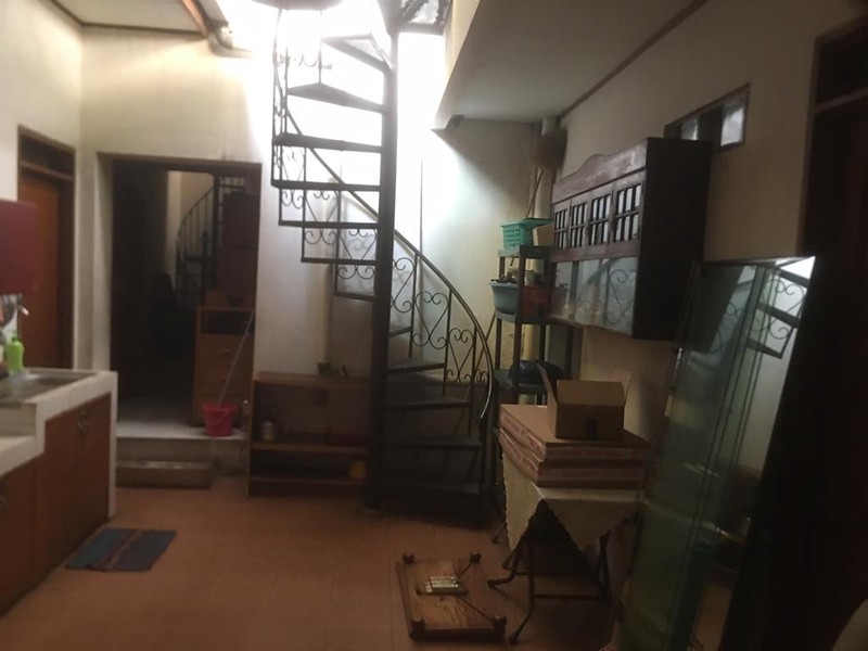 Dijual Rumah Asri Lokasi Strategis Di Palmerah, Jakarta Pusat