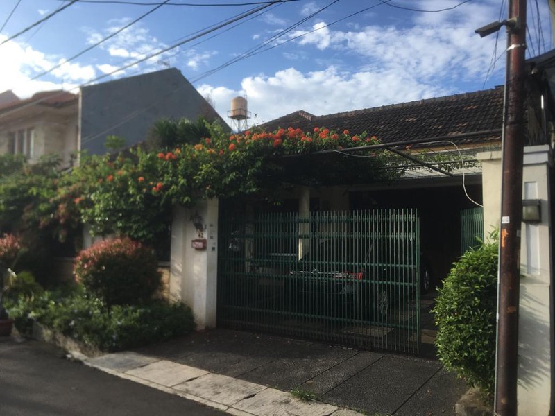 Dijual Rumah Asri Lokasi Strategis Di Palmerah, Jakarta Pusat