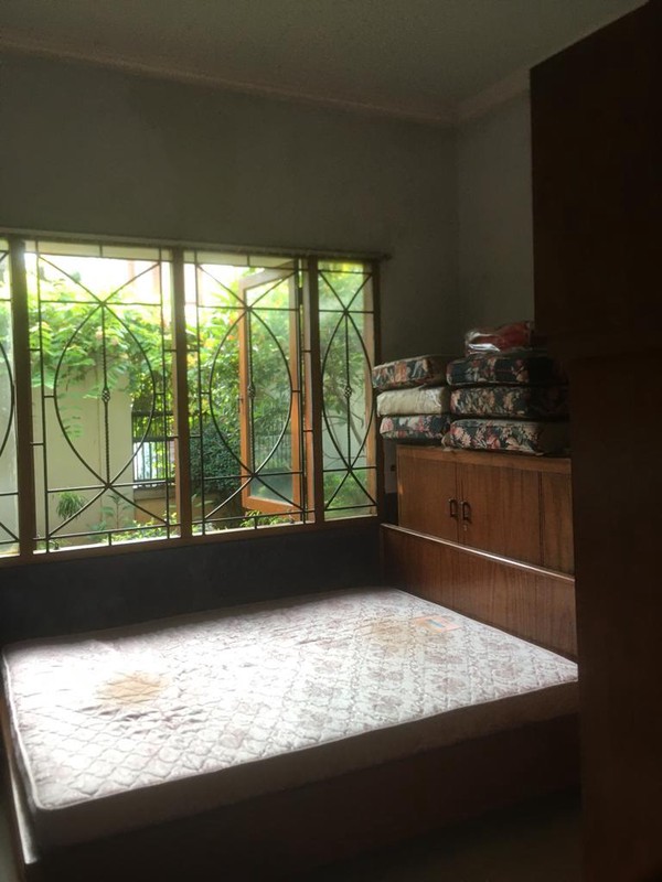 Dijual Rumah Asri Lokasi Strategis Di Palmerah, Jakarta Pusat