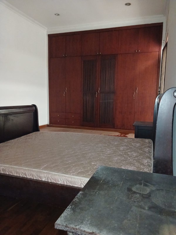 Dijual Rumah Asri Lokasi Strategis Di Palmerah, Jakarta Pusat