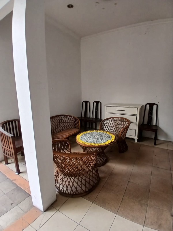 Dijual Rumah Asri Lokasi Strategis Di Palmerah, Jakarta Pusat