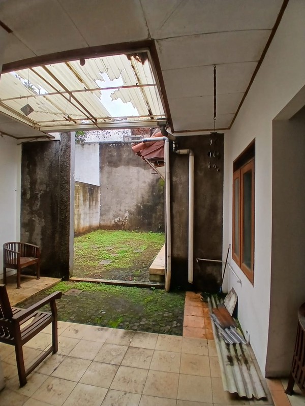 Dijual Rumah Asri Lokasi Strategis Di Palmerah, Jakarta Pusat