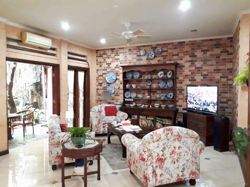 Rumah Cantik Bebas Banjir di Bintaro Jaya Sektor 2 Jl Tekukur