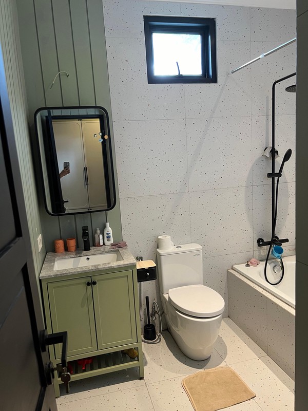 Dijual Rumah Lokasi Strategis Di Pondok Ranji, Ciputat Timur, Kota Tangerang Selatan