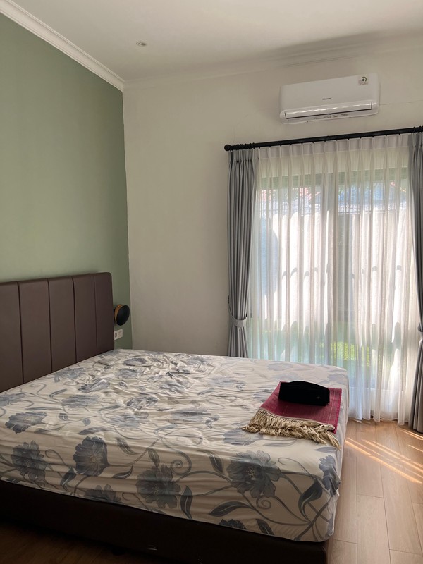 Dijual Rumah Lokasi Strategis Di Pondok Ranji, Ciputat Timur, Kota Tangerang Selatan