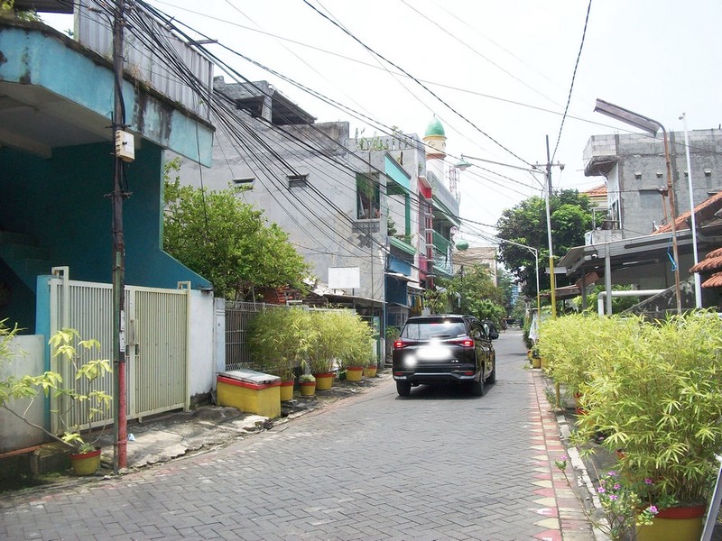 Tanah di Nginden Kota I Surabaya Timur, Strategis, Area Padat Penduduk, Sudah Paving Bebas Banjir, SIAP BANGUN !!! - WNA -