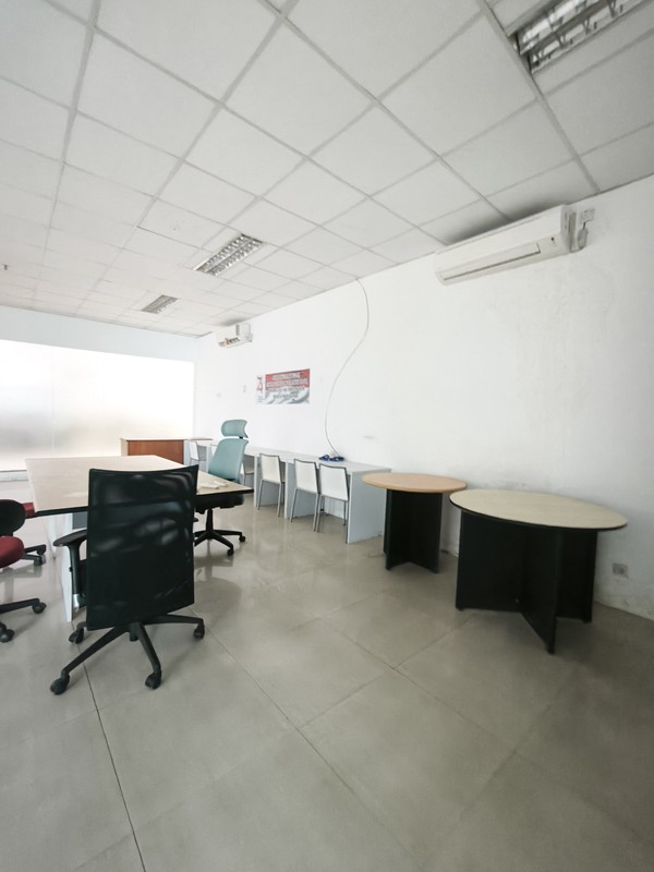 Office Space di ITC Kuningan Lt.9 - Dijual Segera