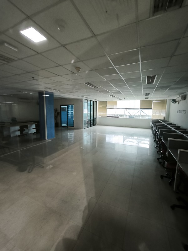 Office Space di ITC Kuningan Lt.9 - Dijual Segera