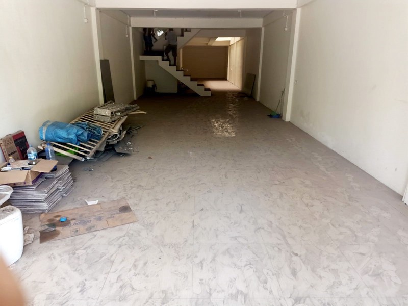 Ruko di Babatan Pantai Surabaya Timur, 2 Lantai, Renov, Siap Pakai... DISEWAKAN JUGA !!!  - JK -