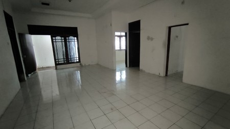 Rumah Disewakan di Cipete Selatan