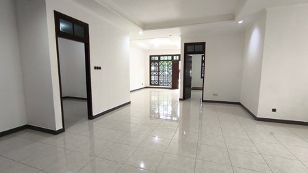 Rumah Disewakan di Cilandak Timur