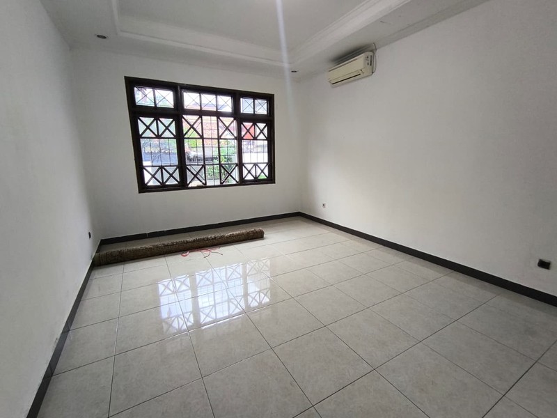 Rumah Disewakan di Cilandak Timur