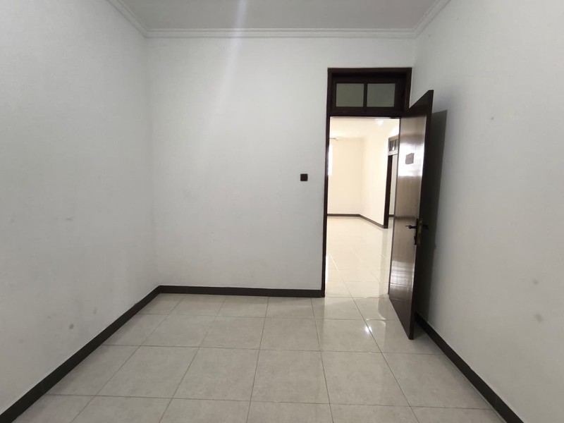 Rumah Disewakan di Cilandak Timur