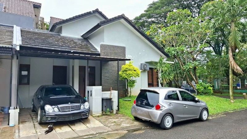 Rumah 1 Lantai di Adora Permata, Bintaro Jaya, Jombang, Ciputat