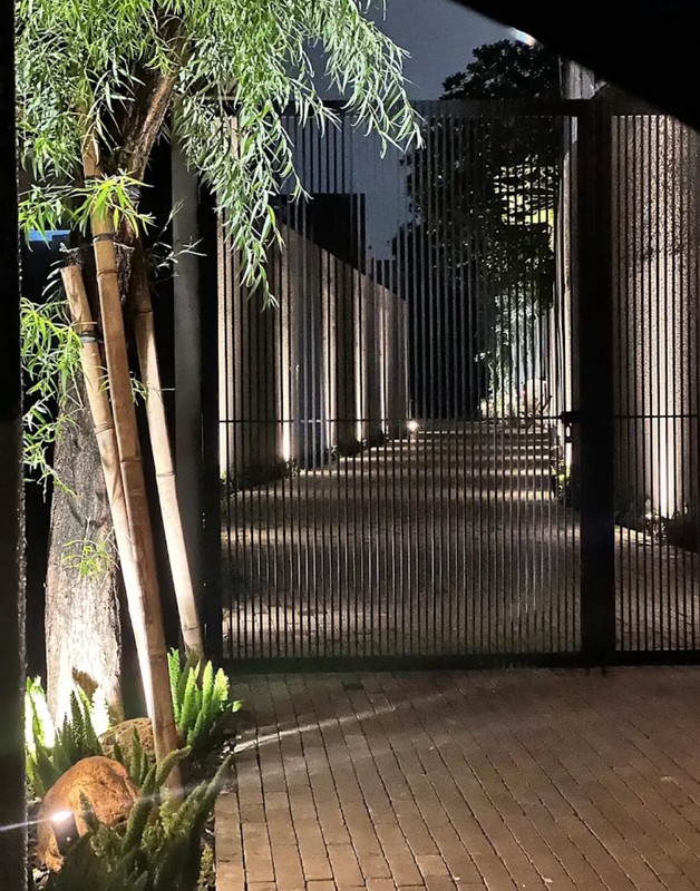 Sraya Residence - Simatupang Perumahan Mewah berlokasi di Jakarta Selatan. Dirancang dengan Estetika Modern yang Asri.