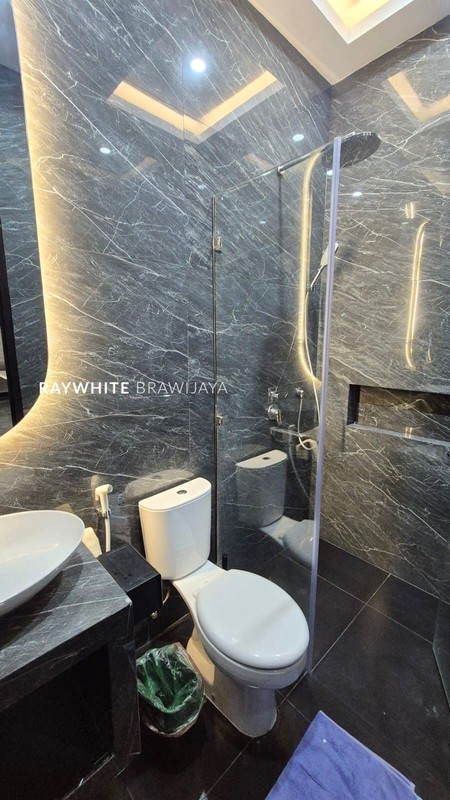 Rumah Modern dalam Cluster Premium Lokasi Strategis Area Kemanggisan