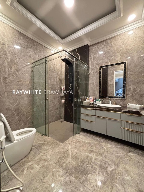 Rumah Mewah Siap Huni Area Cempaka Putih, JakPus