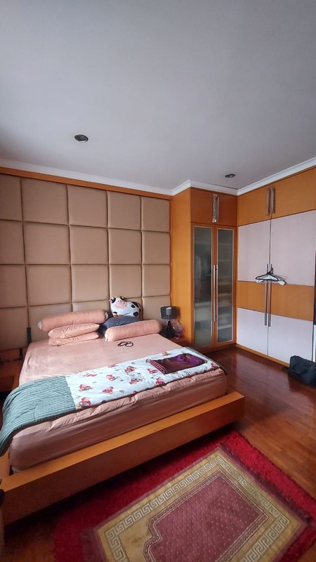 Rumah 3 Lantai siap huni di Delatinos BSD