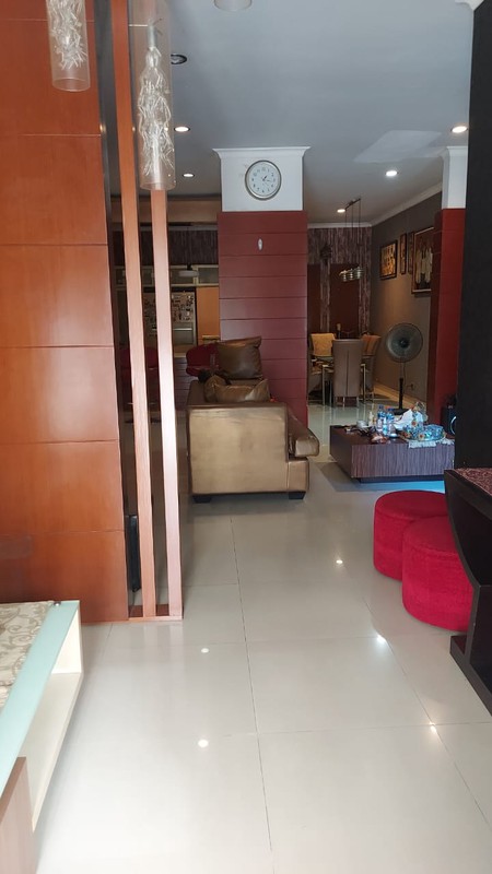 Rumah 3 Lantai siap huni di Delatinos BSD