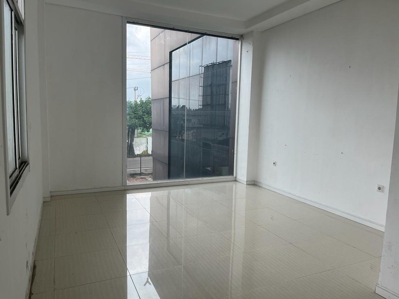 Ruang Usaha Kelapa Dua Raya, Luas 800m2