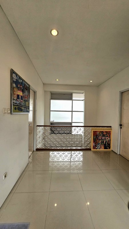 Rumah 2 Lantai di Calysta Permata, Bintaro Jaya, Jombang, Ciputat