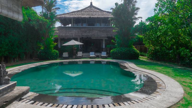 Leasehold - Tropical Estate with Huge Garden - Walking Distance to Berawa Beach, Canggu, Bali