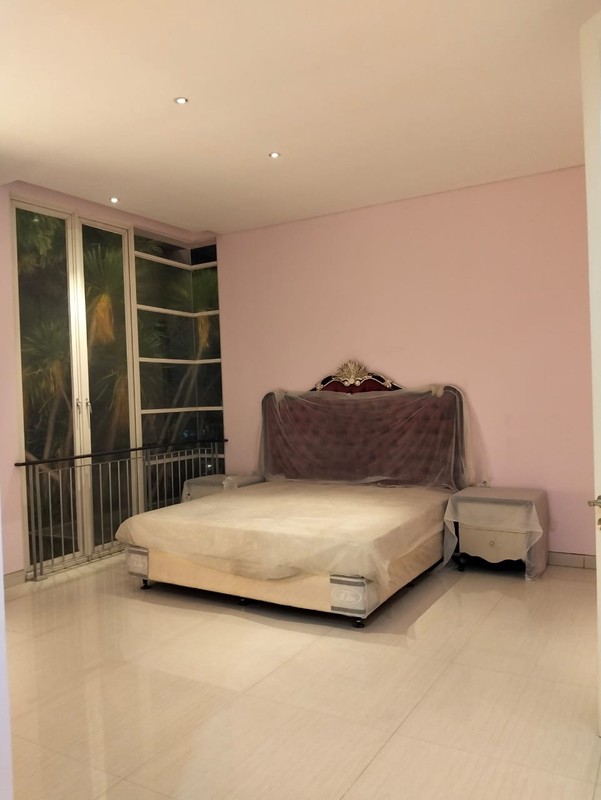 Sewa Rumah Laguna Pakuwon City Cluster Palm Beach 