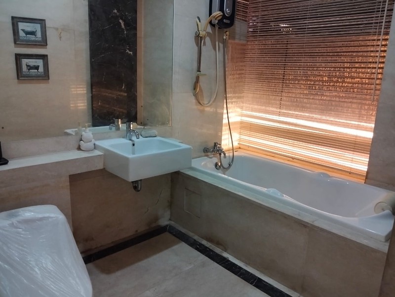 Sewa Rumah Laguna Pakuwon City Cluster Palm Beach 