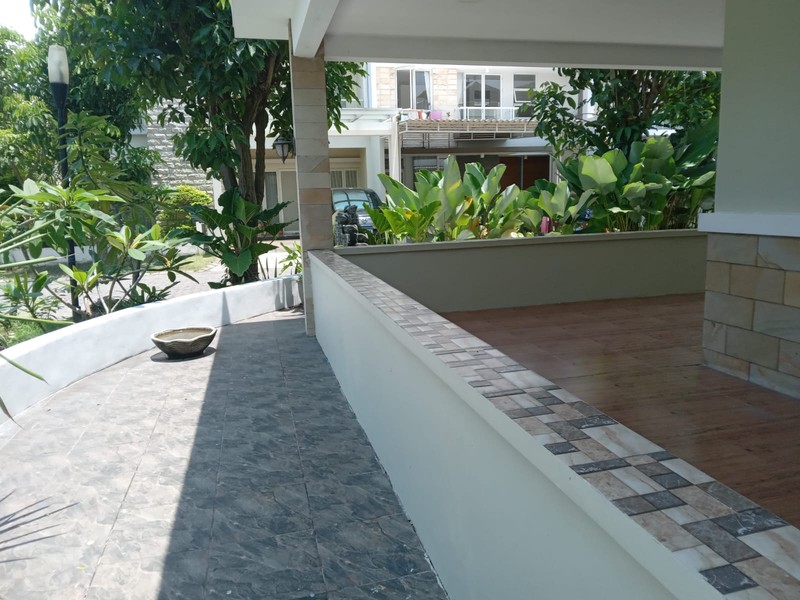 Jual Rumah Hook 2 Lantai Royal Residence Cluster Monticello Surabaya Barat