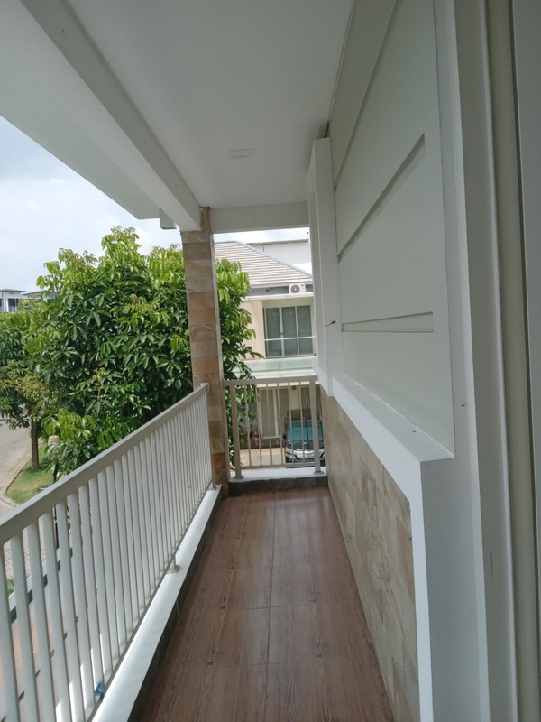 Jual Rumah Hook 2 Lantai Royal Residence Cluster Monticello Surabaya Barat