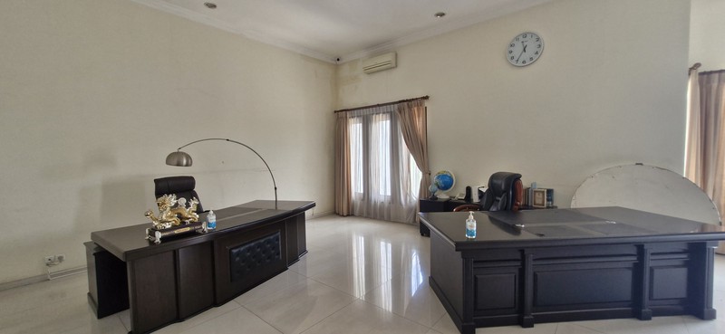 Dijual Rumah Gandeng Eksklusif di Boulevard Kota Wisata Lokasi Prime