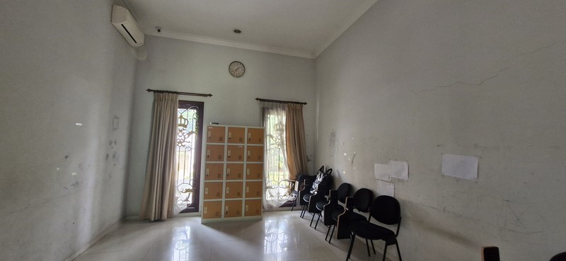 Dijual Rumah Gandeng Eksklusif di Boulevard Kota Wisata Lokasi Prime