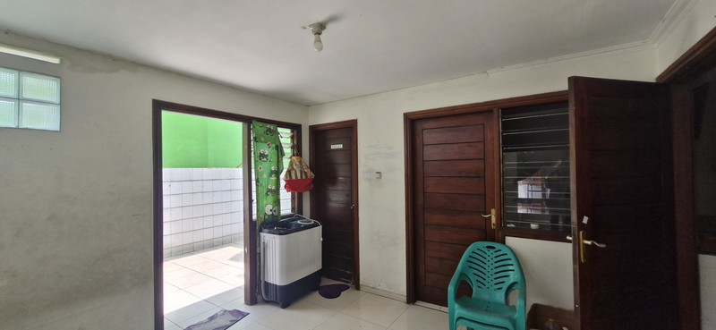 Dijual Rumah Gandeng Eksklusif di Boulevard Kota Wisata Lokasi Prime