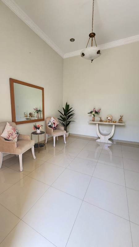 Jual Rumah Villa Bukit Regensi Pakuwon Indah Surabaya