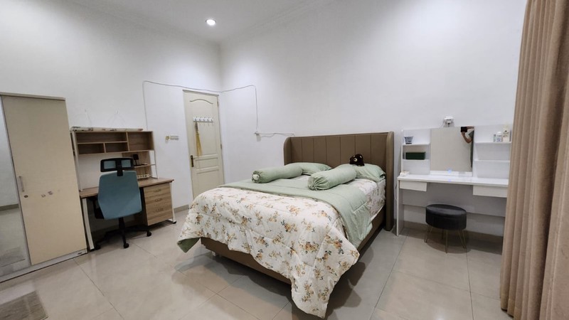 Jual Rumah Villa Bukit Regensi Pakuwon Indah Surabaya