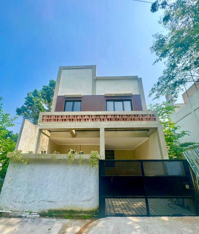 Rumah Dekat MRT Lebak Bulus - Alaya Cirendeu Semi Furnish Siap Huni