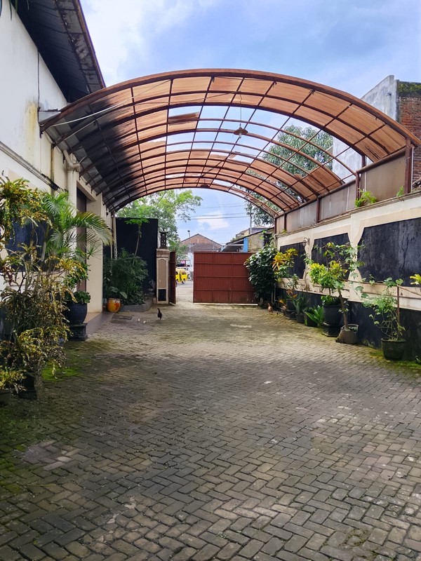 Investasi Strategis Rumah & Gudang Full Bangunan Dekat Terminal Secang Luas 1.000 Meter Persegi, Secang, Magelang