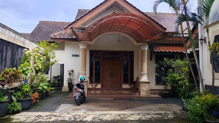 Investasi Strategis Rumah & Gudang Full Bangunan Dekat Terminal Secang Luas 1.000 Meter Persegi, Secang, Magelang