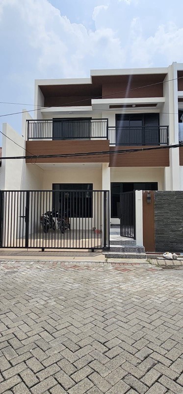 Rumah Dijual Sukolilo Dian Regency 2 Sukolilo Surabaya Timur New Gress 
