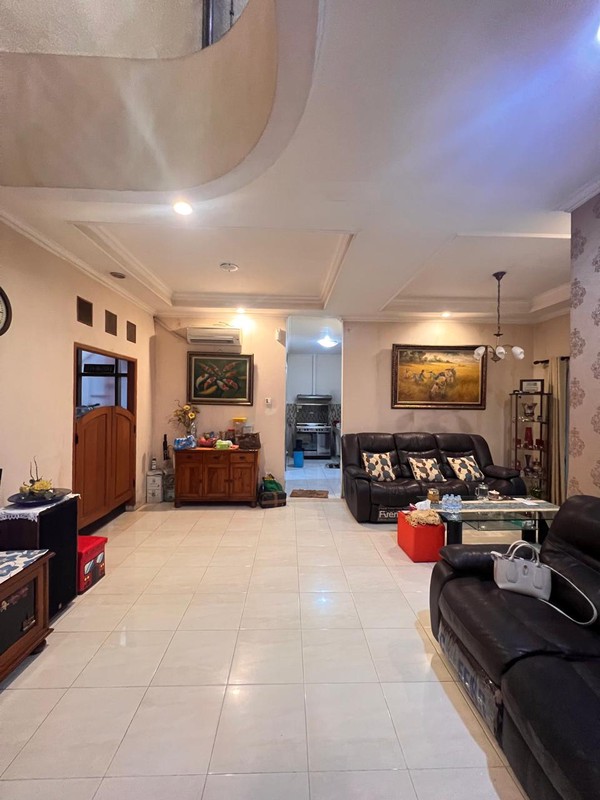 Rumah Bagus Siap Huni dan Lingkungan Asri di Puri Bintaro, Sektor 9