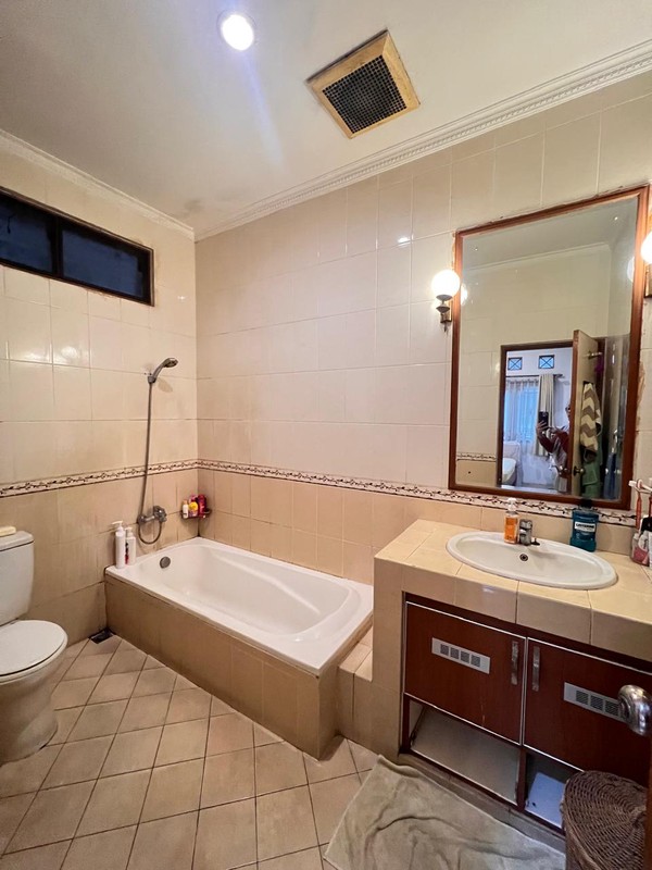 Rumah Bagus Siap Huni dan Lingkungan Asri di Puri Bintaro, Sektor 9