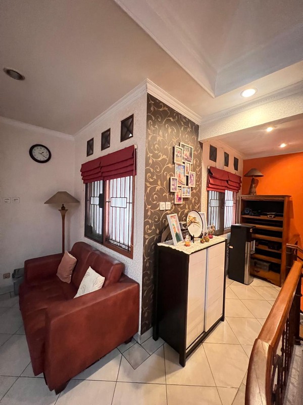 Rumah Bagus Siap Huni dan Lingkungan Asri di Puri Bintaro, Sektor 9