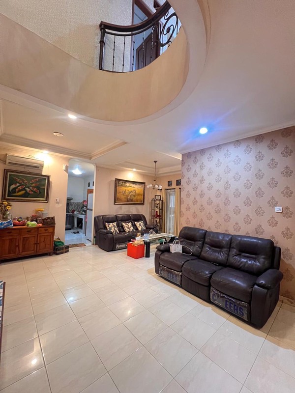 Rumah Bagus Siap Huni dan Lingkungan Asri di Puri Bintaro, Sektor 9