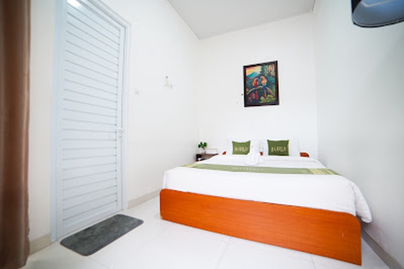 Dijual Villa Cantik 2 Lantai Selangkah ke SCH & Pemkab Sleman, Tridadi, Sleman