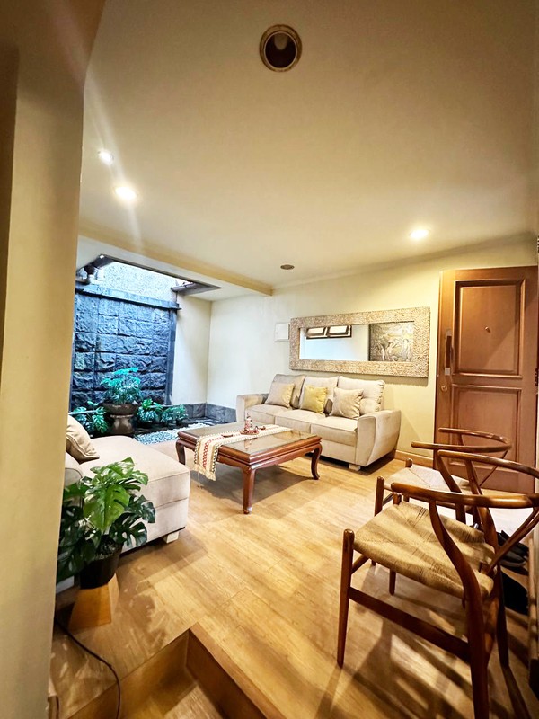 RUMAH DIJUAL JALAN PENGADEGAN JAKARTA SELATAN